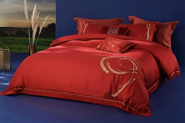 何挑选适合完婚的床上用品？？？？？完婚床上用品怎样选购最适合的尺寸？？？？？